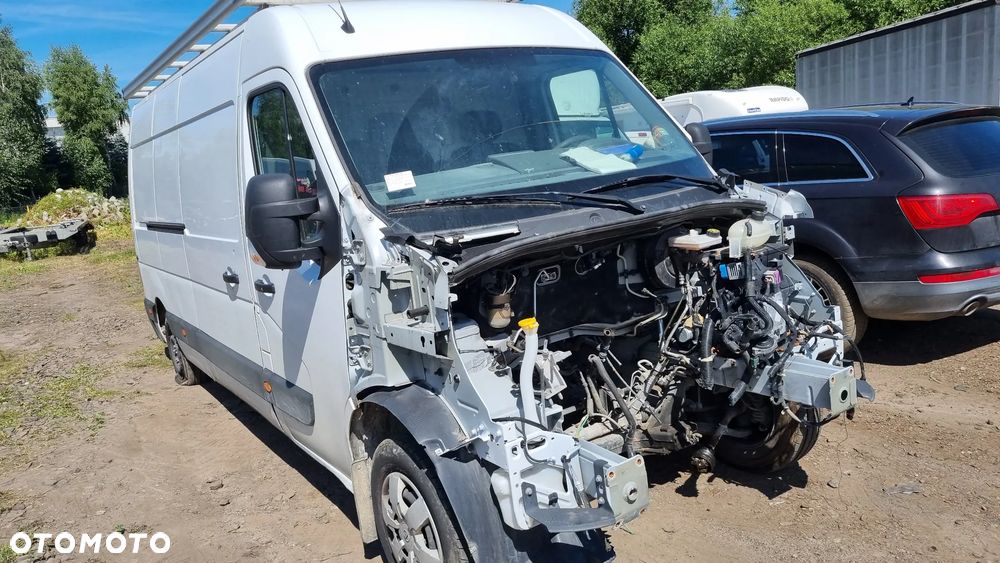 Nissan INTERSTAR - 14