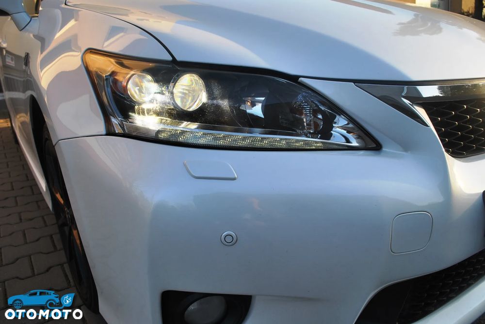 Lexus CT 200h F Sport - 8