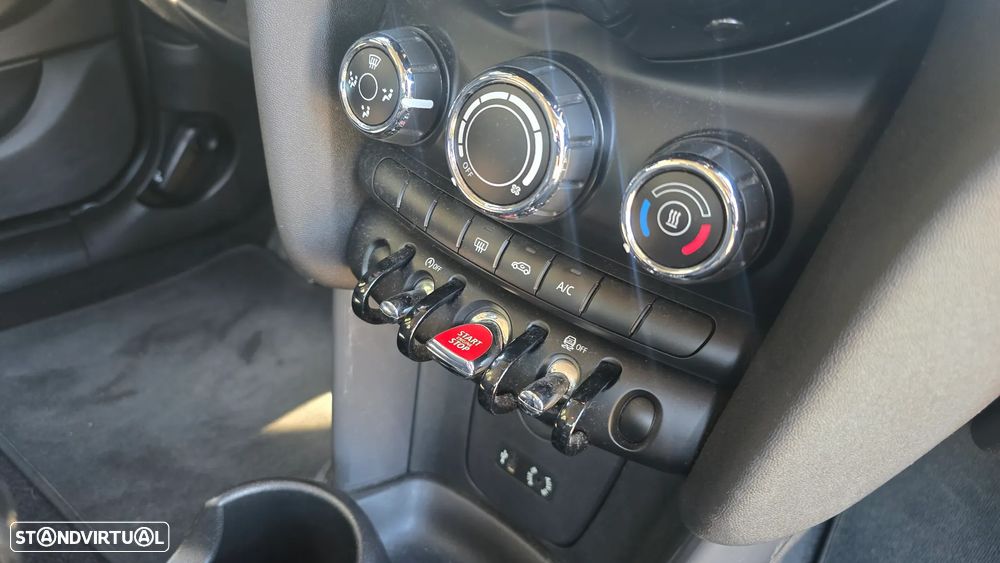 MINI 5 Portas Cooper D - 30