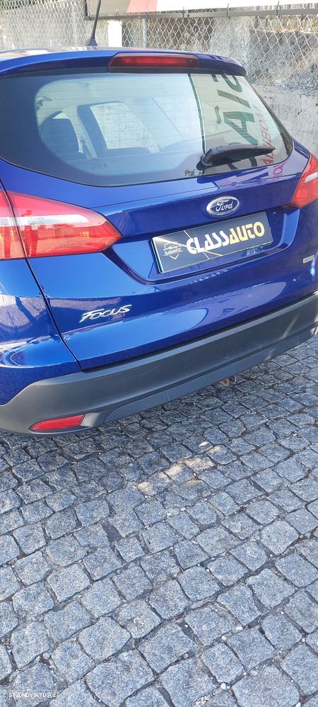 Ford Focus 1.0 EcoBoost S&S COOL&CONNECT - 6