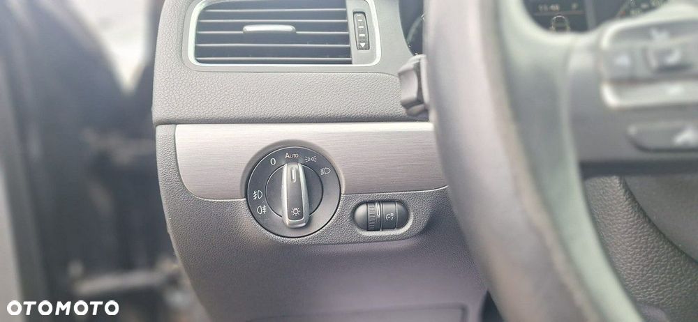 Volkswagen Jetta - 18