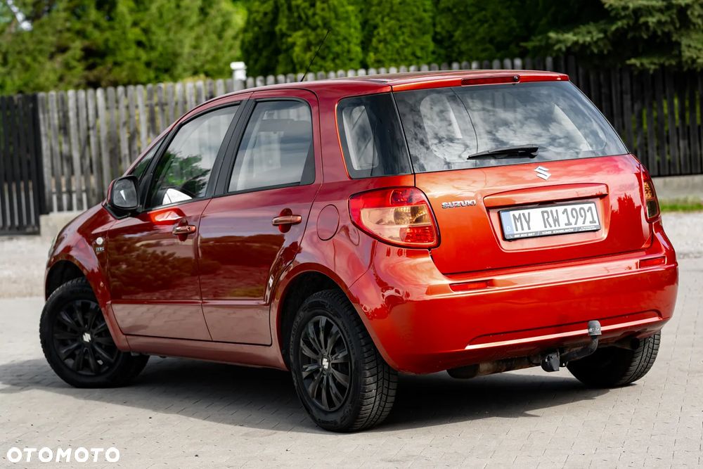 Suzuki SX4 1.9 DDiS DPF Streetline 4x2 Club - 12