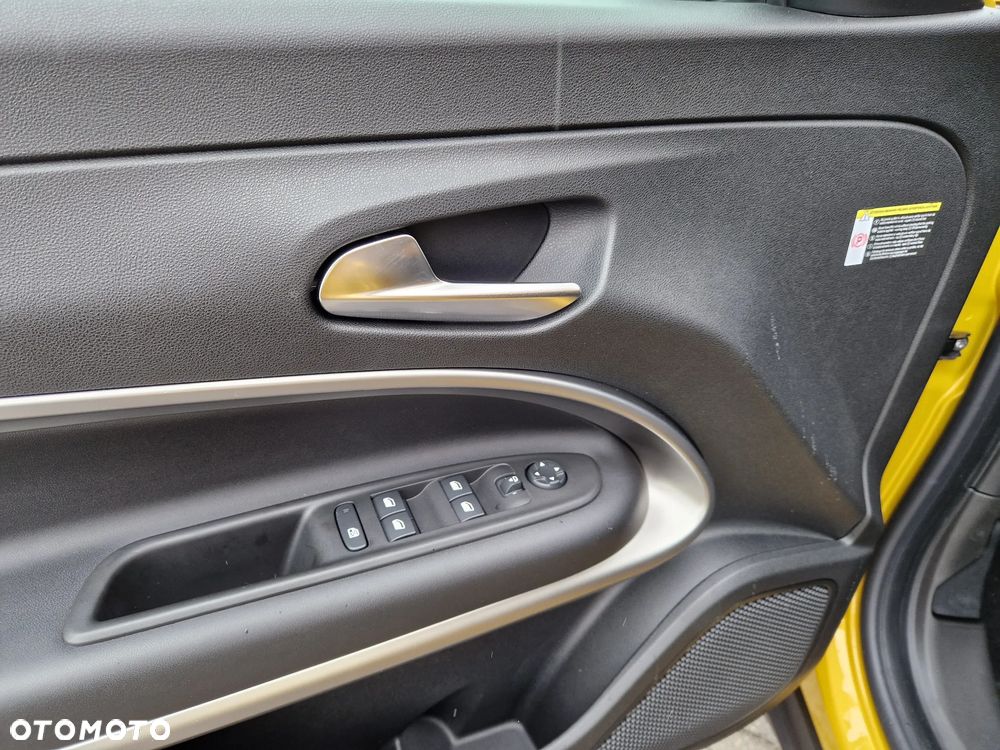 Jeep Avenger 54kWh Summit - 15