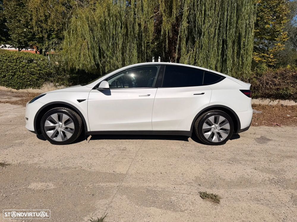 Tesla Model Y Long Range Dual Motor AWD - 6
