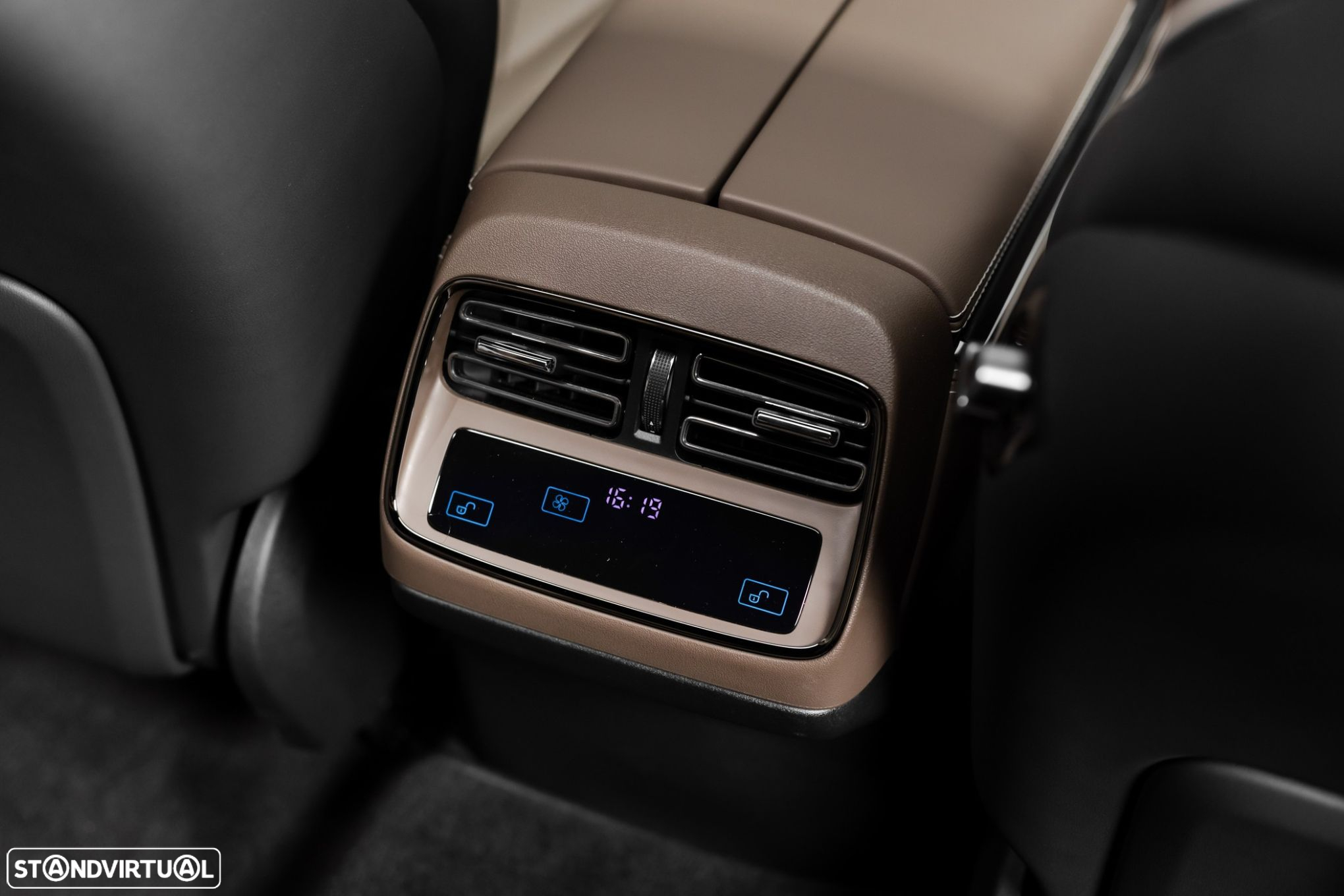 BYD Han 85.4 kWh AWD Executive - 42