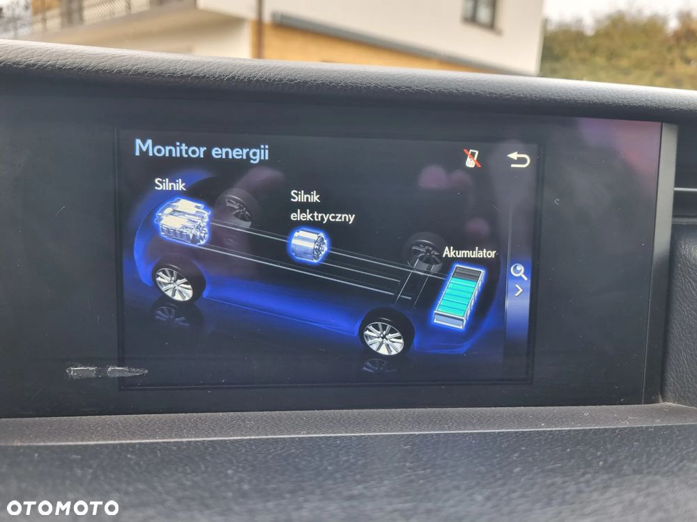 Lexus IS Business Edition - 18