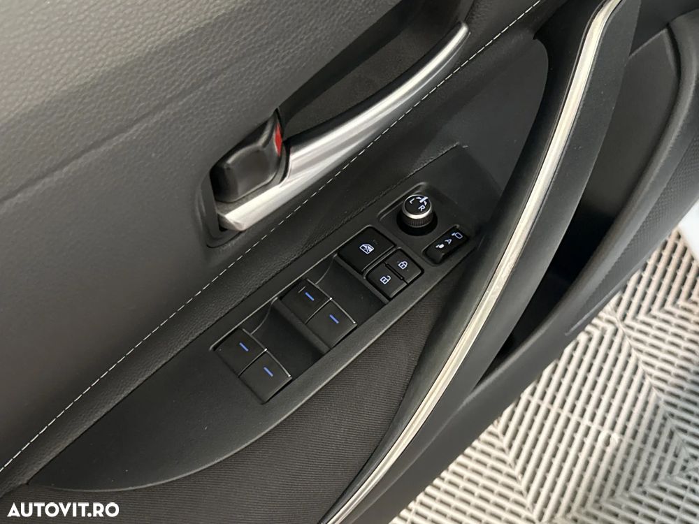 Toyota Corolla - 15