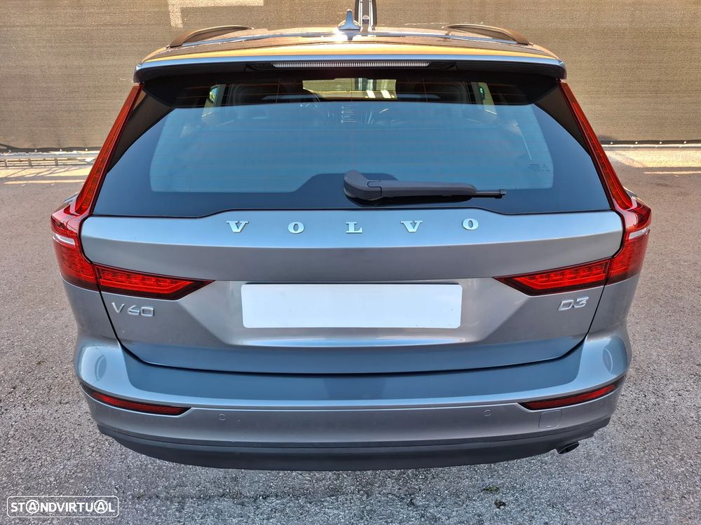 Volvo V60 2.0 D3 Momentum - 16