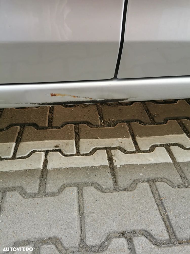 Dacia Logan 1.2 Laureate - 11