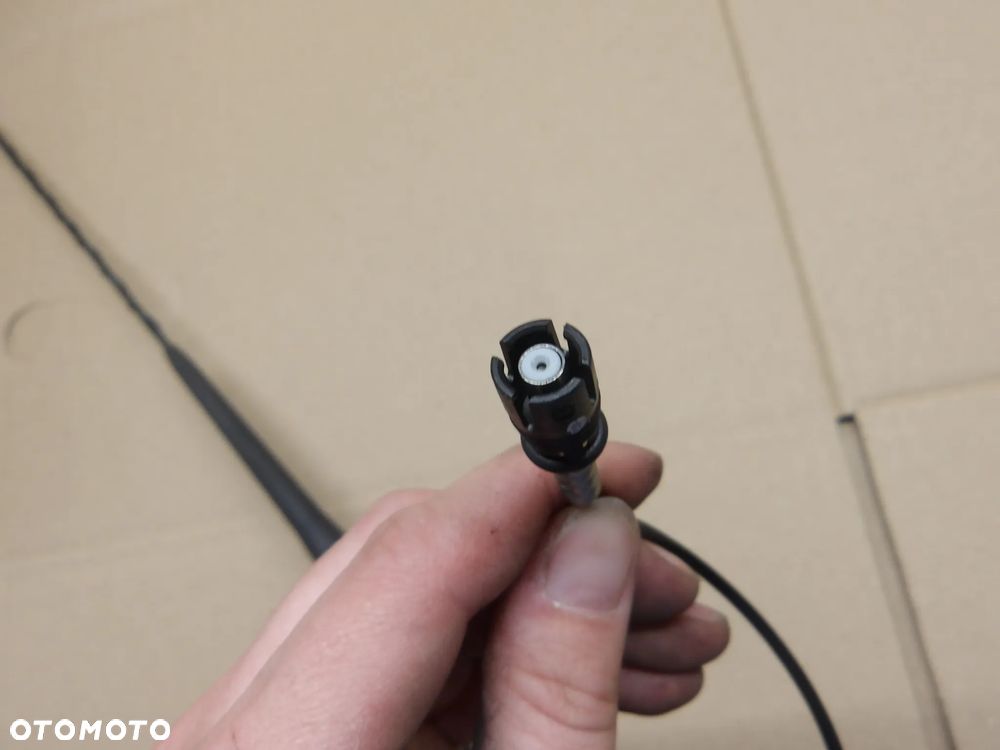 PEUGEOT 407 SW KOMBI 2.2B ANTENA DACHOWA - 3