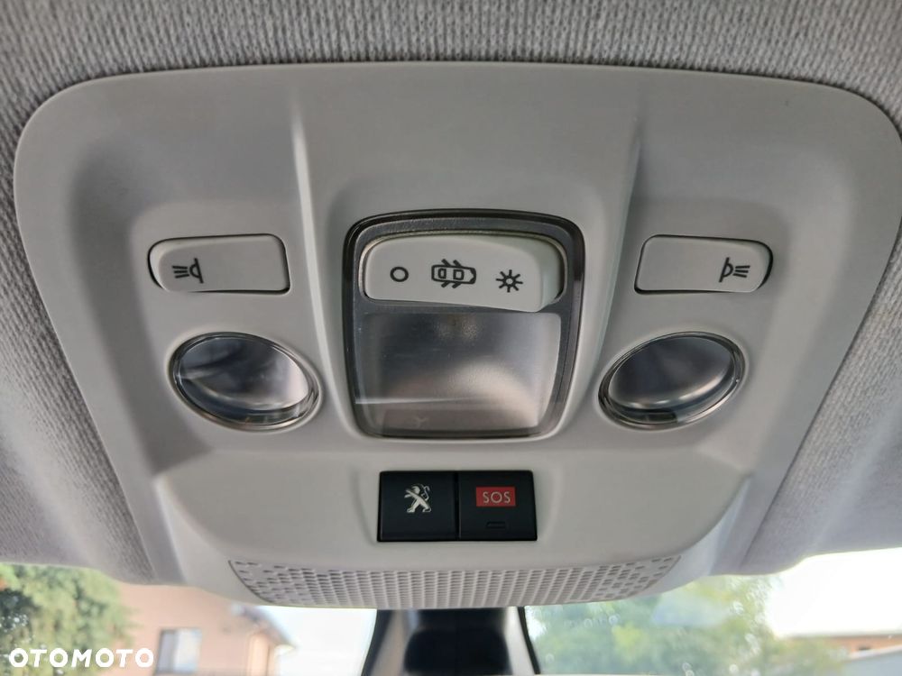 Peugeot 208 Blue-HDi 100 Stop&Start Style - 29