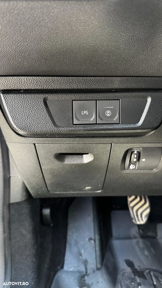 Dacia Logan - 6