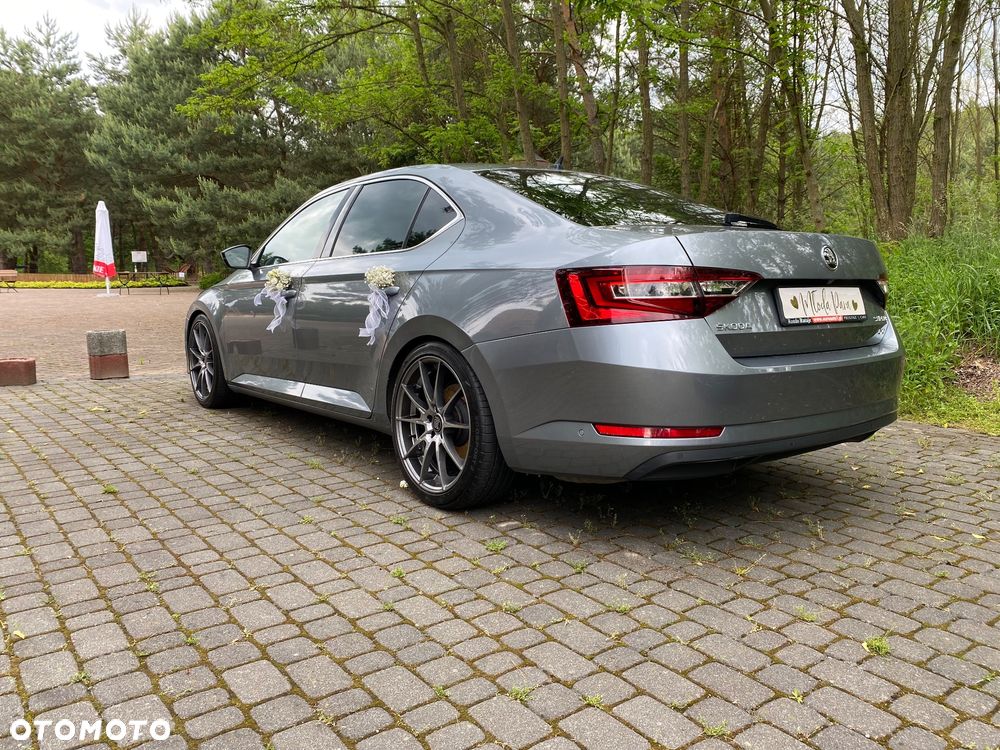 Skoda Superb 2.0 TDI 4x4 L&K DSG - 14