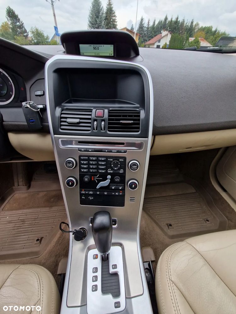 Volvo XC 60 2.4D AWD - 13