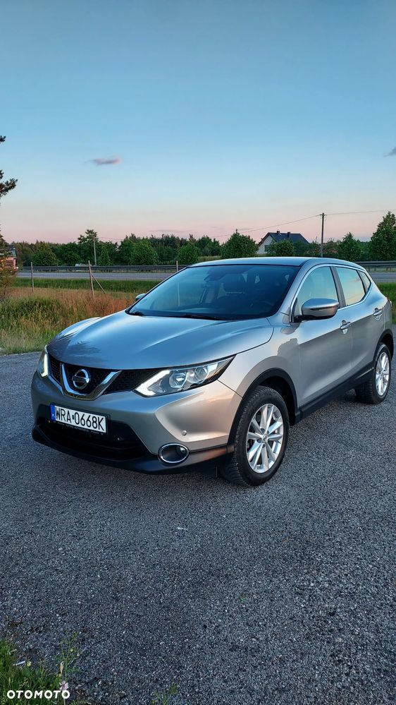 Nissan Qashqai - 1