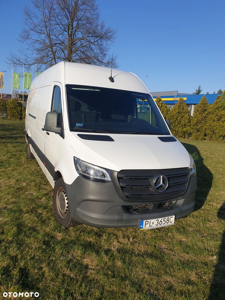 Mercedes-Benz Sprinter - 4