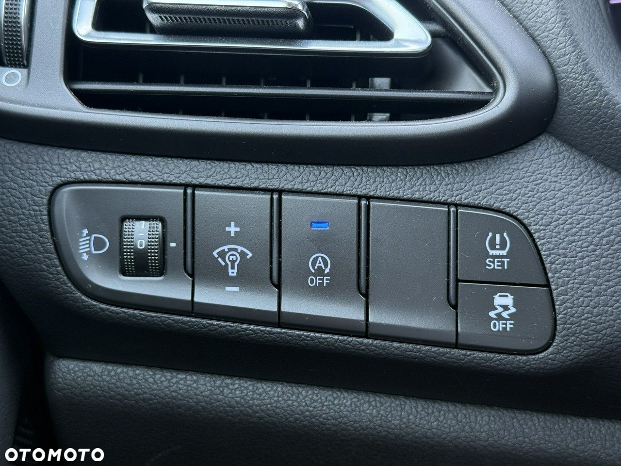 Hyundai i30 - 14