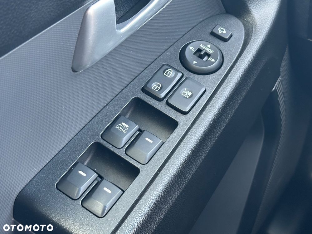 Kia Sportage 2.0 CRDI XL - 18