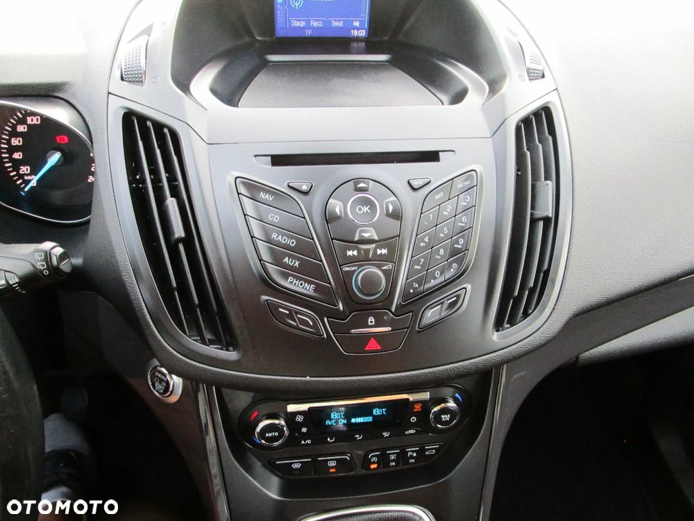 Ford Kuga 2.0 TDCi 2x4 Business Edition - 37