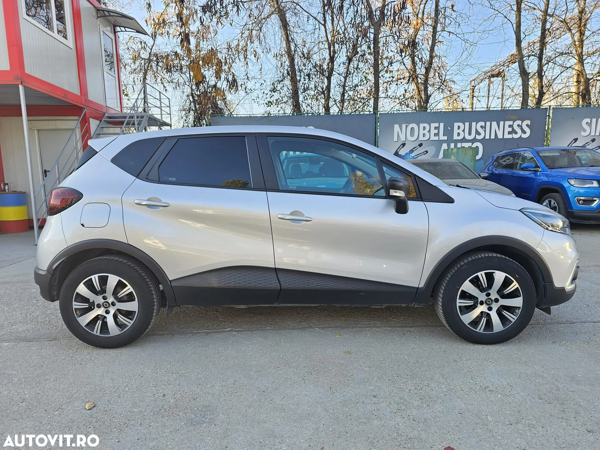 Renault Captur TCe Life Evo - 4