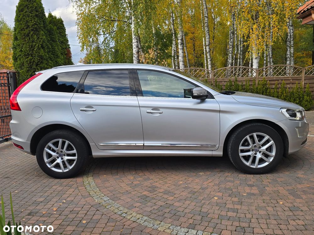 Volvo XC 60 D3 Geartronic Summum - 18