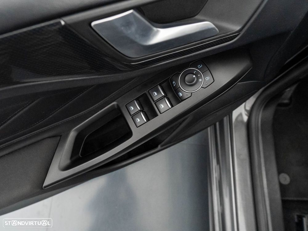 Ford Focus SW 1.0 EcoBoost MHEV ST-Line - 16