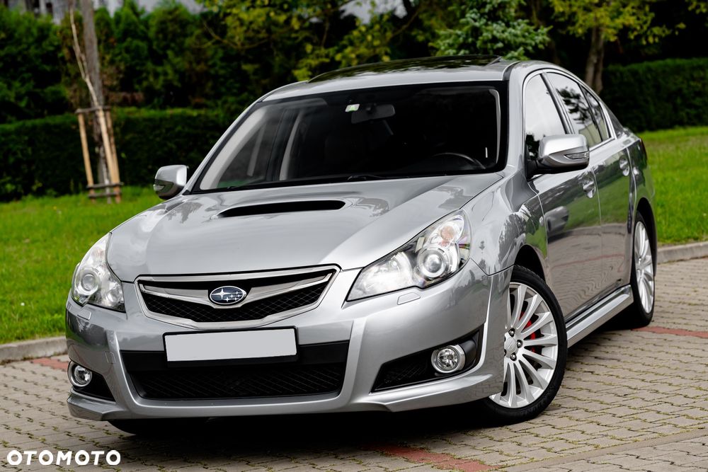 Subaru Legacy 2.5i GT - 2