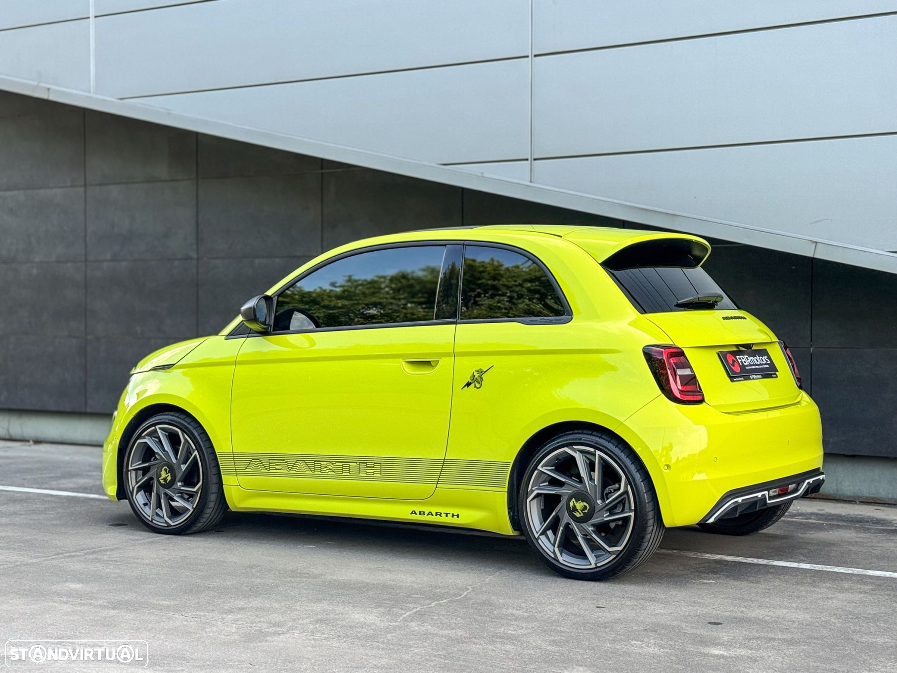 Abarth 500e - 13