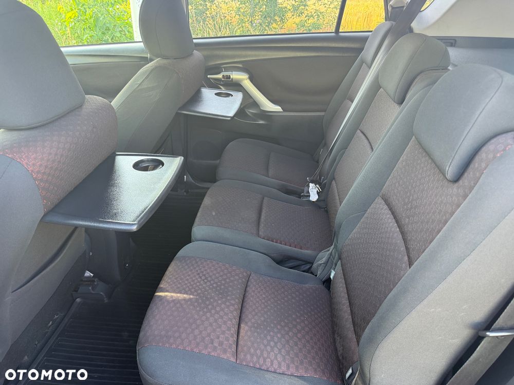 Toyota Verso 2.0 D-4D Premium 7os - 9