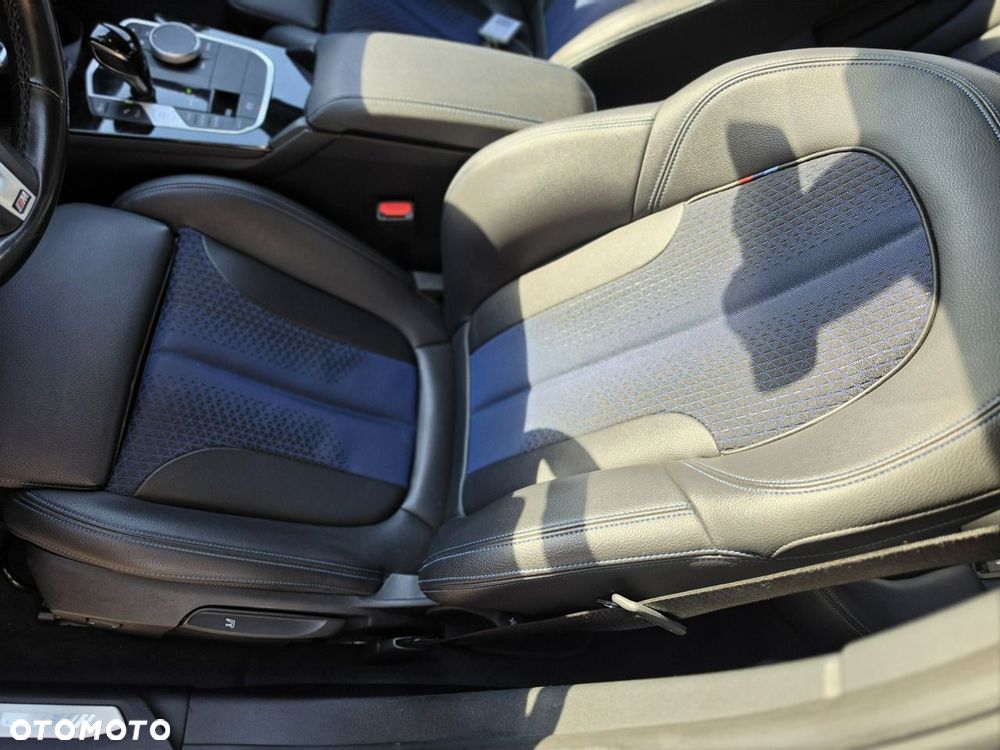 BMW Seria 1 - 22