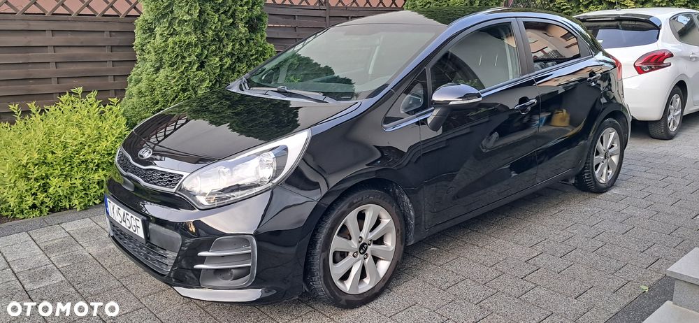 Kia Rio 1.2 Dream Team Edition - 16