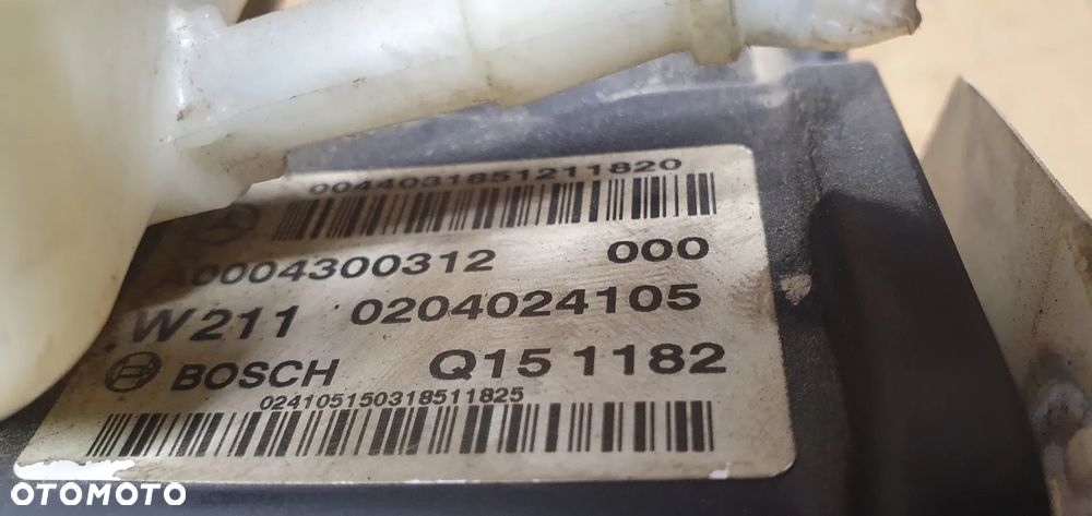 Serwo wspomaganie hamulca Mercedes W211 A0004300312 - 8
