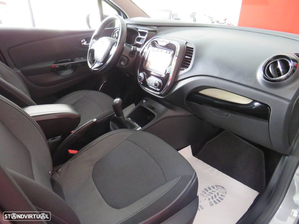 Renault Captur 0.9 TCE Exclusive - 21
