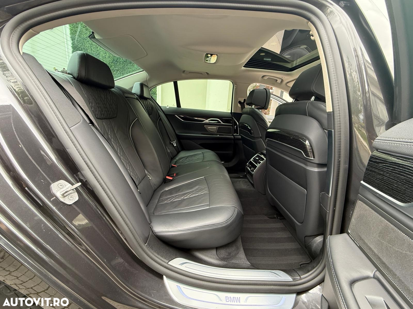 BMW Seria 7 740d xDrive MHEV - 20