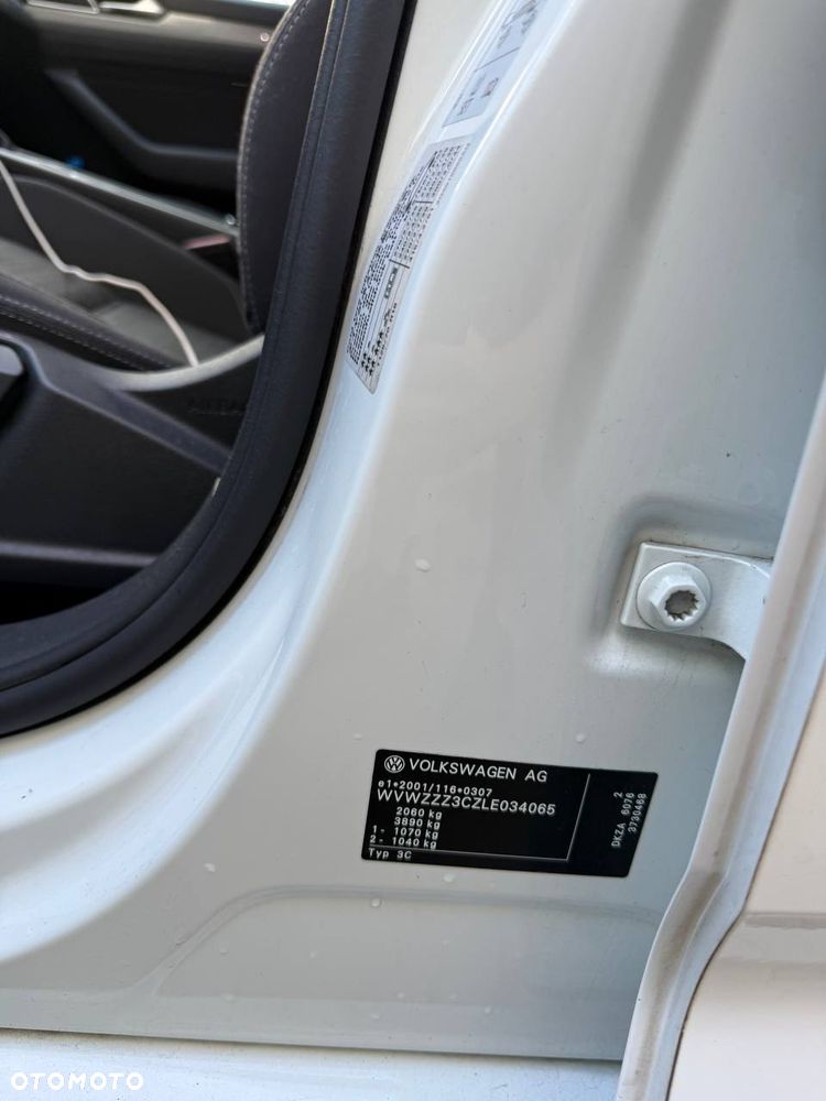 Volkswagen Passat 2.0 TSI Business DSG - 9