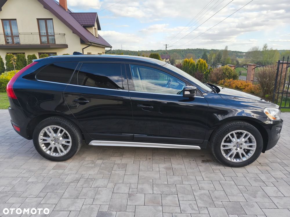 Volvo XC 60 2.4D AWD Summum - 12