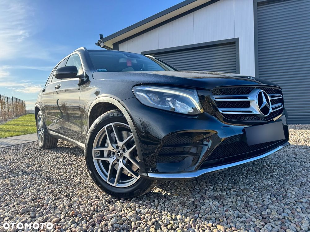Mercedes-Benz GLC - 1