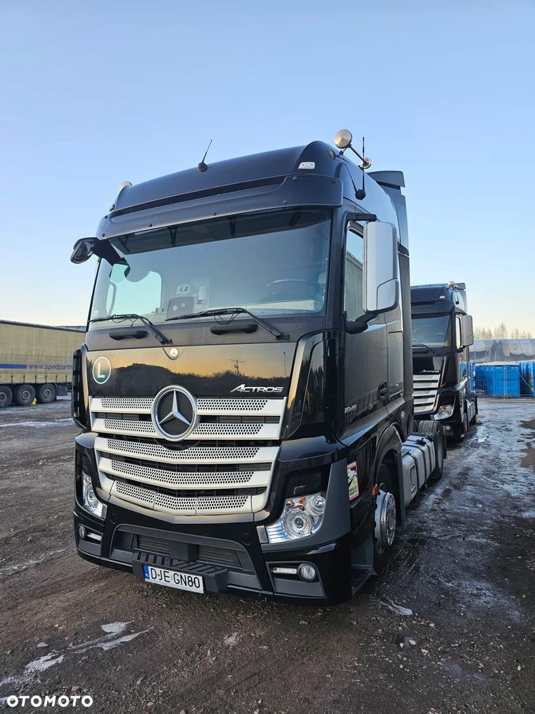 Mercedes-Benz ACTROS - 2