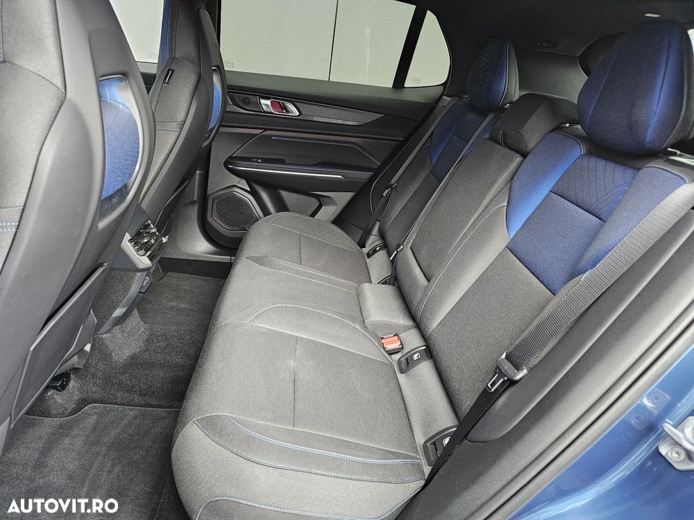 Lynk&Co 01 - 8