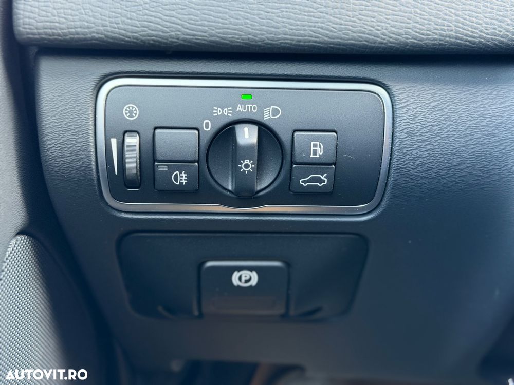 Volvo XC 60 D4 Geartronic Summum - 22
