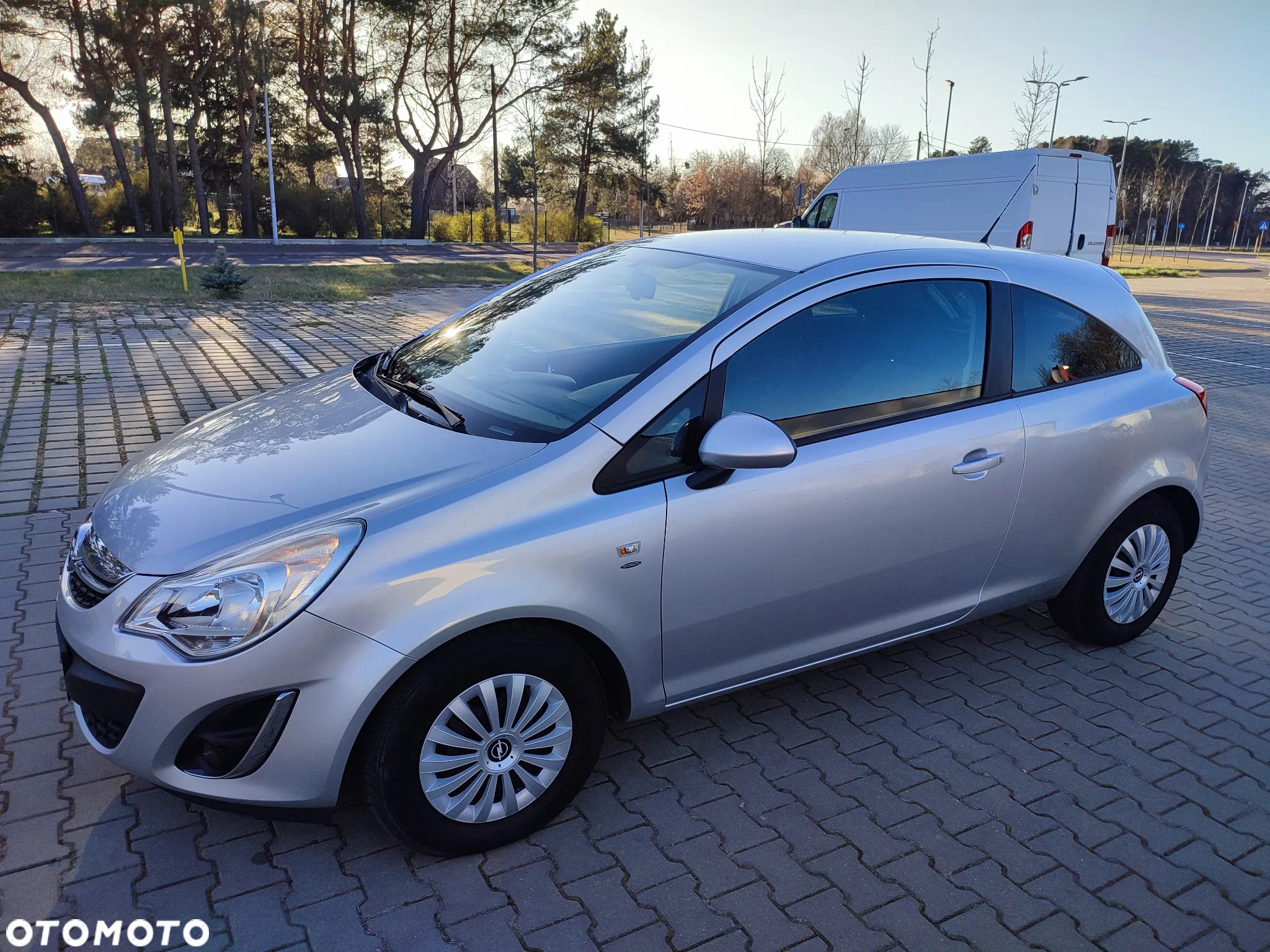 Opel Corsa 1.4 16V EcoFLEX Start-Stop Satellite - 4