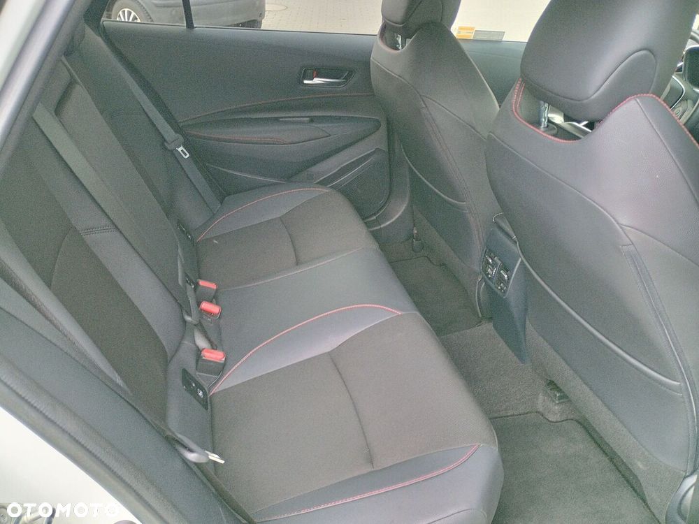 Toyota Corolla 1.8 Hybrid GR Sport - 13