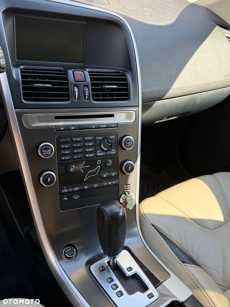 Volvo XC 60 - 11
