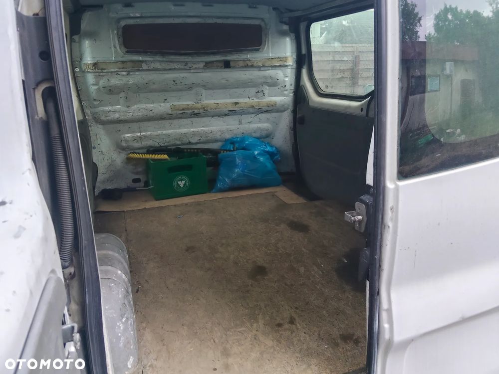 Renault Trafic - 6