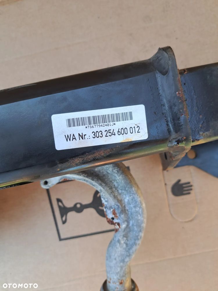 Hak Holowniczy BMW 3 E90 E91 6779424 303254600012 - 5