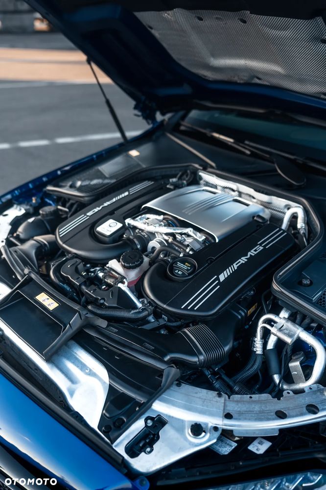 Mercedes-Benz Klasa C AMG 63 AMG Speedshift 7G-MCT - 7