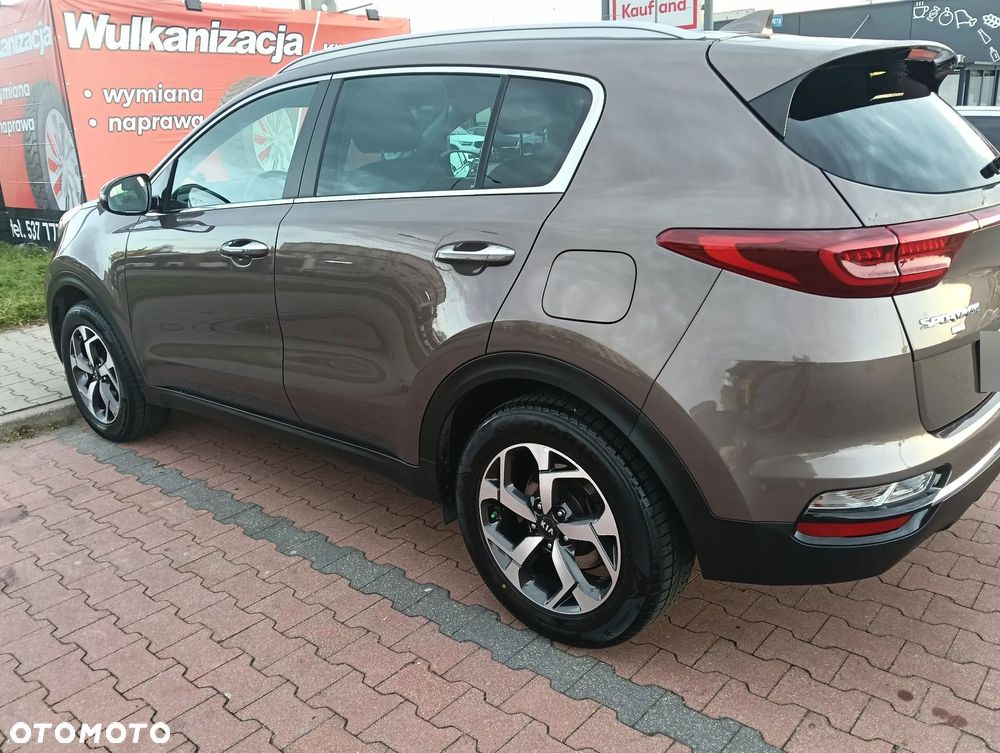 Kia Sportage 1.6 GDI 2WD DREAM-TEAM EDITION - 4
