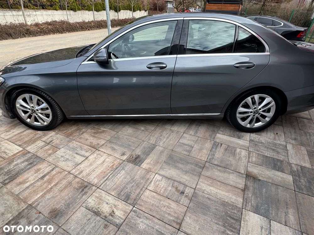 Mercedes-Benz Klasa C 300 d 9G-TRONIC Avantgarde - 3