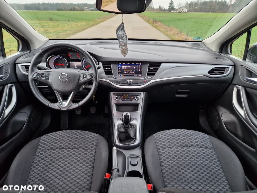 Opel Astra 1.2 T Elegance S&S - 11