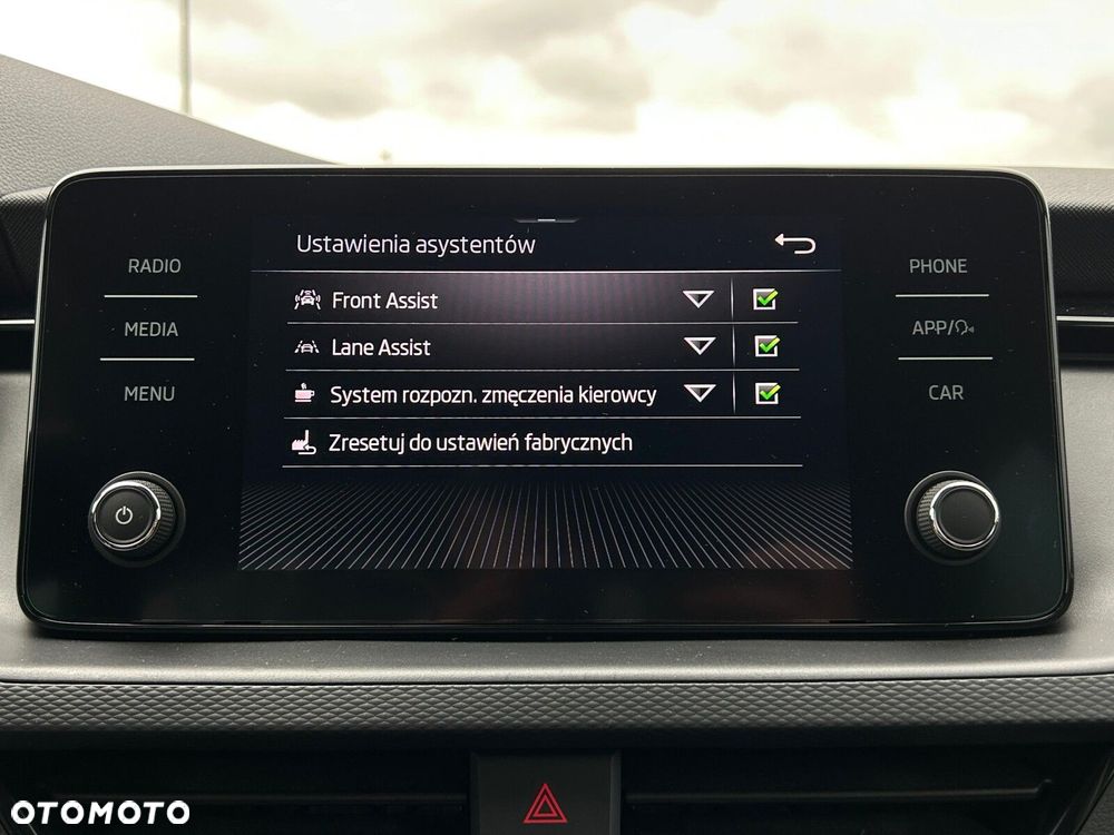Skoda Scala 1.0 TSI Ambition DSG - 29